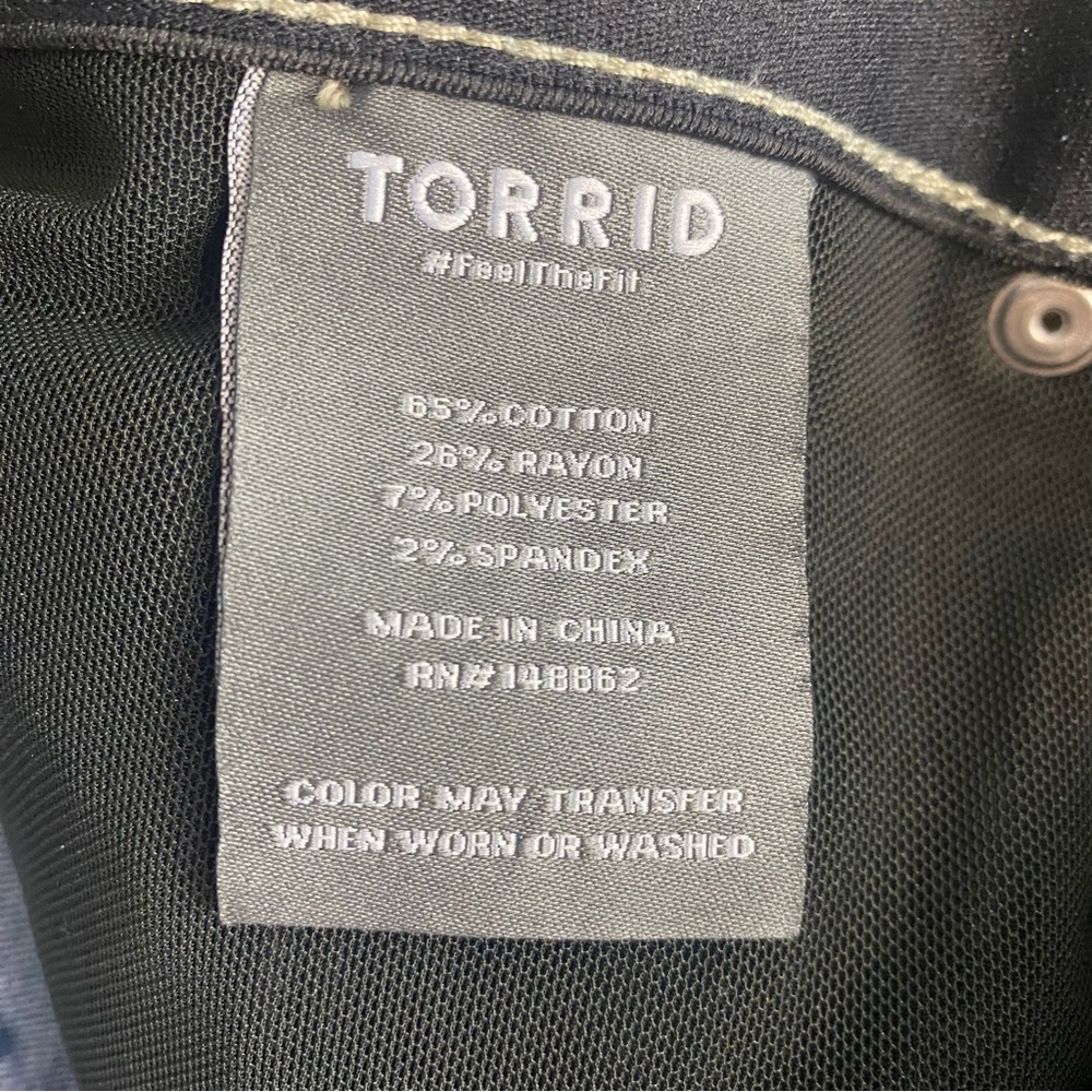 Torrid 5" Bombshell Premium Stretch High Rise Sho… - image 10